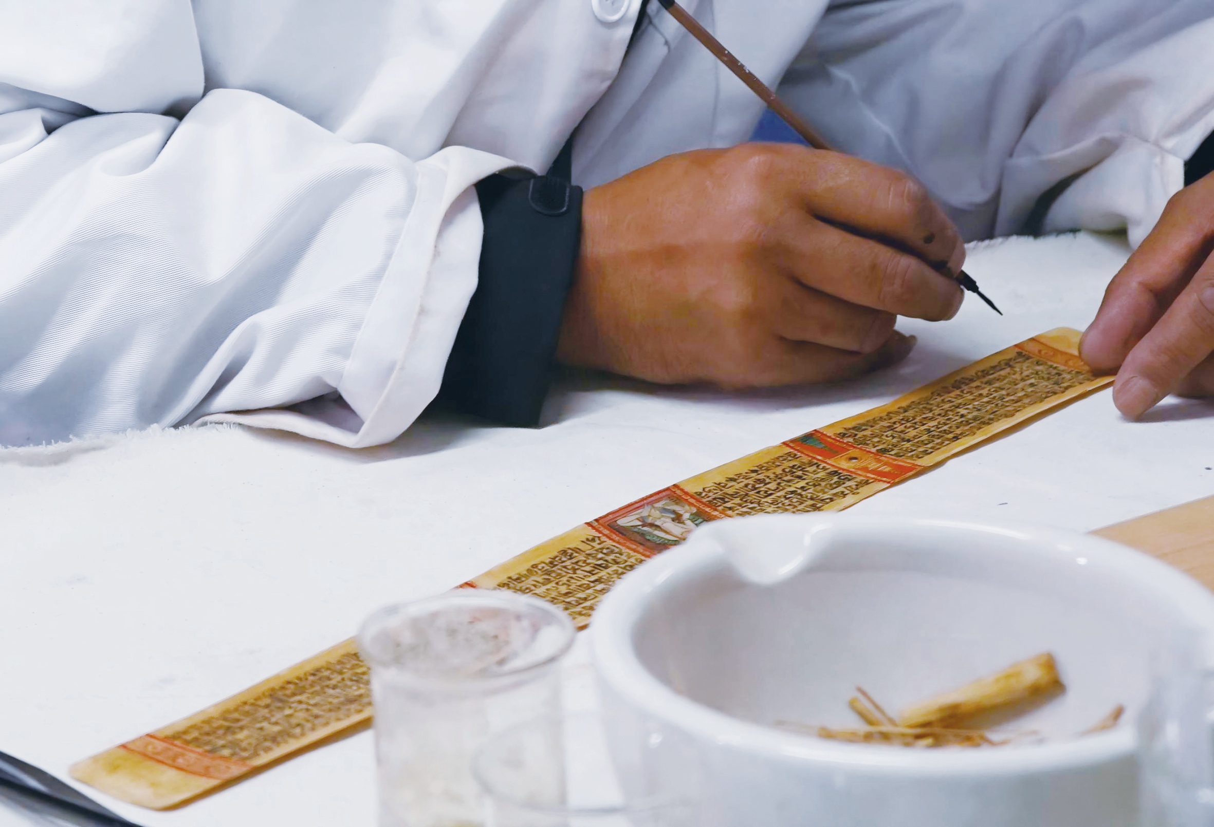 雪域瑰宝映文华| 妙手匠心守护贝叶经 知识普及 第3张