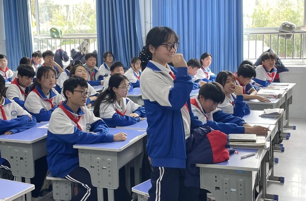 “5.18”系列活动（一）｜馆校联动传薪火，文博溯源育新苗——巨野县博物馆走进万福路中学讲授博物馆发展史 主题活动 第4张