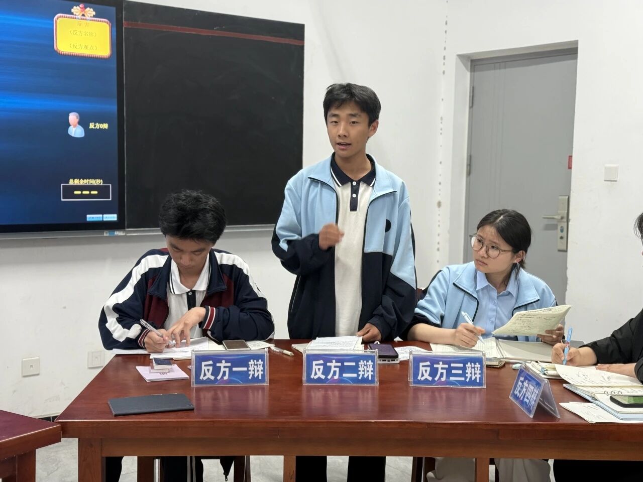 “5·18”系列活动（二）｜文博进校园 思辨绽芳华——巨野县博物馆走进一中开展主题辩论赛 主题活动 第3张